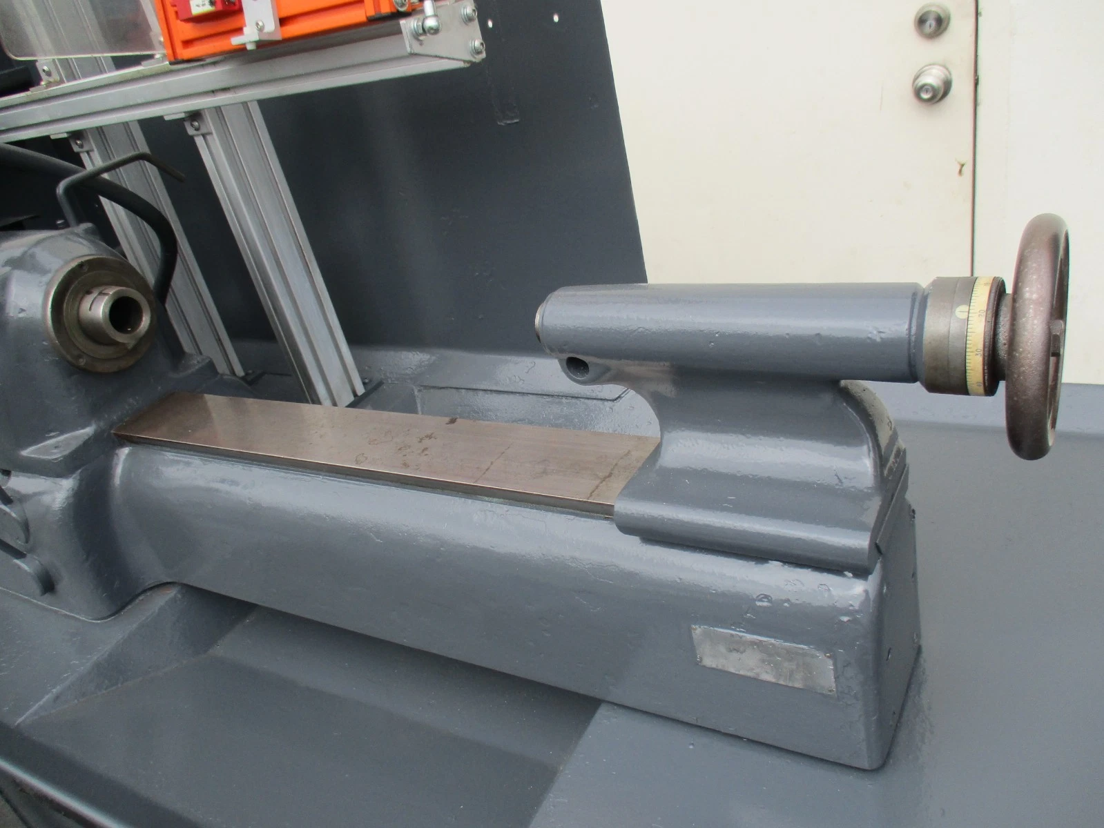 9" x 17" Hardinge #DV-59, lathe, 5" chuck, 1-1/16" capacity, 230-3500 RPM - Image 5