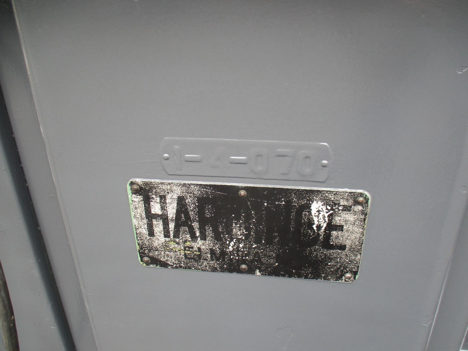 9" x 17" Hardinge #DV-59, lathe, 5" chuck, 1-1/16" capacity, 230-3500 RPM - Image 6