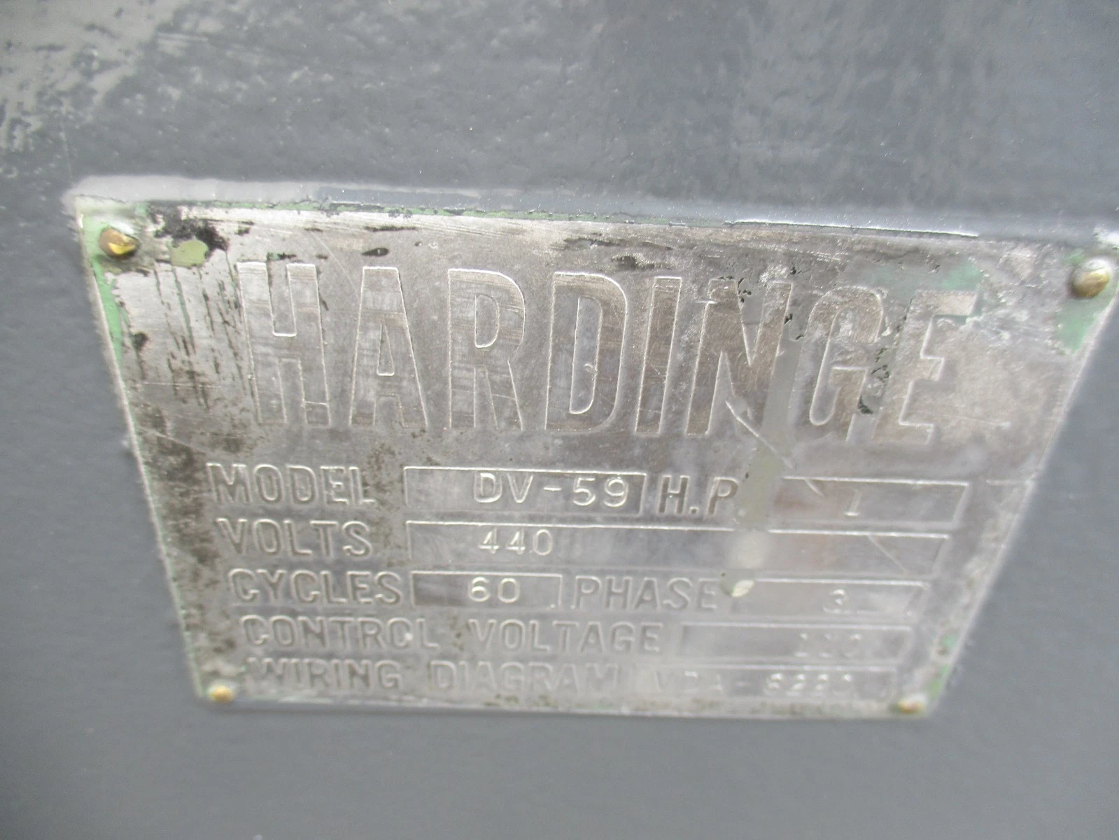9" x 17" Hardinge #DV-59, lathe, 5" chuck, 1-1/16" capacity, 230-3500 RPM - Image 9