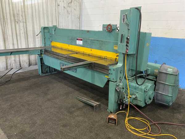 10 gauge x 8' Wysong #1096, power squaring shear, 24" front operated back gauge, 12 hold downs, 88" squaring - Image 1