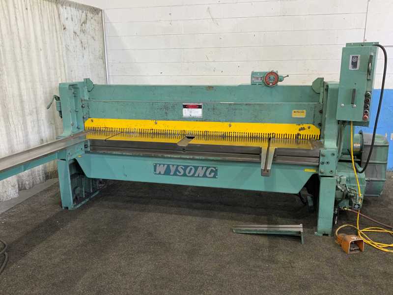 10 gauge x 8' Wysong #1096, power squaring shear, 24" front operated back gauge, 12 hold downs, 88" squaring - Image 2