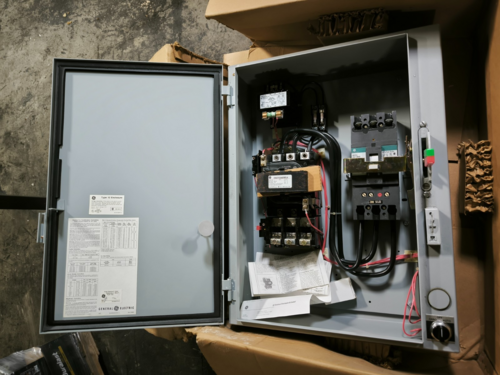 GE General Electric #300-Line-Control, Combination Starter Breaker, CR307F2044EFBTL - Image 1