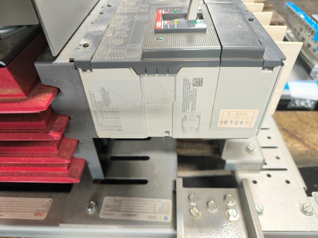 1200 Amps, ABB GE, IN2412BL3H1, ReliaGear neXT Power Panel, 480Y/277 ...