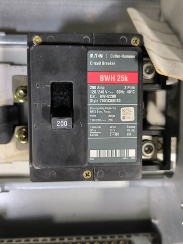 200 Amps, Cutler Hammer, MHM200P, Meter Socket, 120/240 Volts, Ringless Pedestal, 10 Space, unused - Image 7