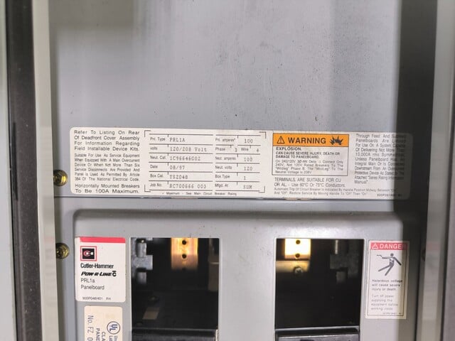 100 Amps, Eaton Cutler Hammer, PRL1A Pow-R-Line Panelboard, 120/208 VAC, 3PH, 4W, 3R, 32 spaces, unused - Image 2
