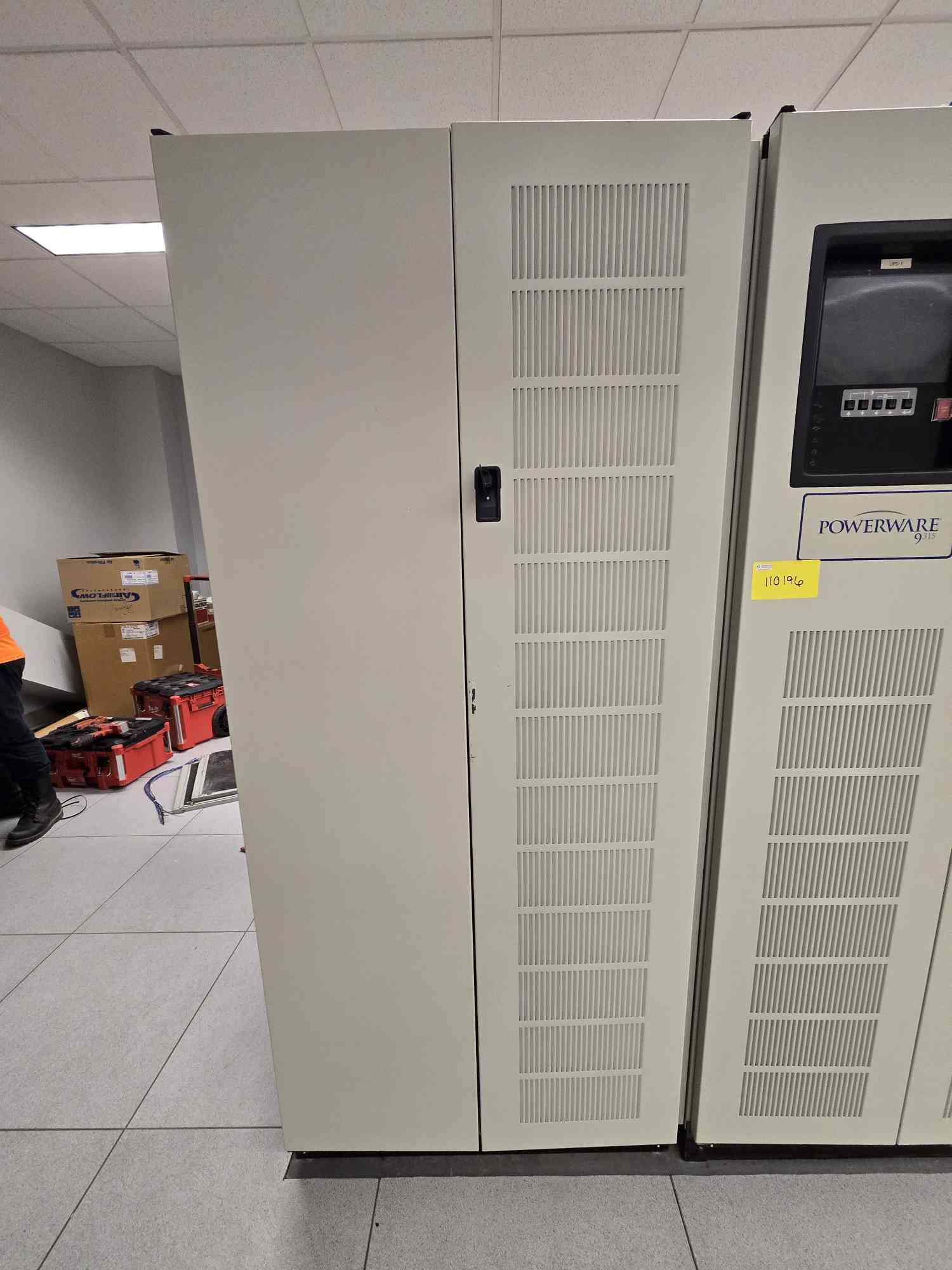 500.0 KVA Powerware #Plus-500, Parallel Cabinet, 480 Volts - Image 1