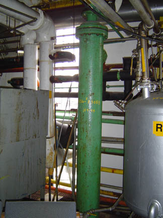 100 sq.ft., 75 psi shell, 75 psi tube, Doyle & Roth, Shell/Tube Heat Exchanger, Vertical, 150°F, 1958 - Image 1