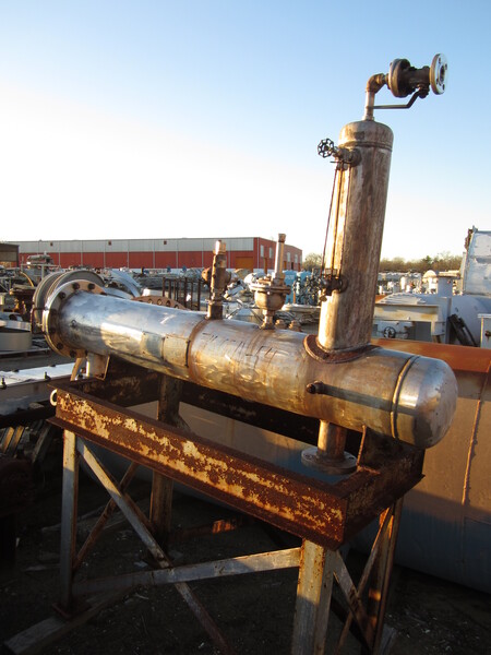 Facet, Coalescer, 10" diameter x 66" L Horizontal Chamber, On 40" H Stand, 150 psi @ 150°F, 1976 - Image 4