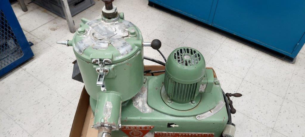 10 liter Prodex #2JSS, Mixer, 2-Tier Mixing Blades, Lid Mounted Deflector Blade - Image 1