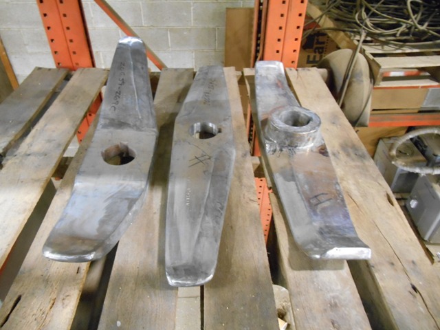 Assortment of Spare Henschel Mixer Blades, 39" L Fluidizing Blades, 36" Bottom Scraper Blade, 34" L Horn - Image 4