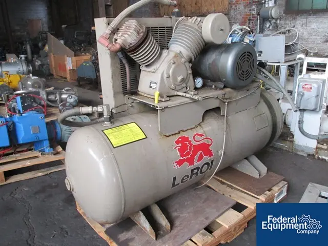 7.5 HP CompAir #TA5218H37, Air Compressor, liquid cooled w/ radiator, carbon steel tank, 460 V., 3 phase, 1996 - Image 1