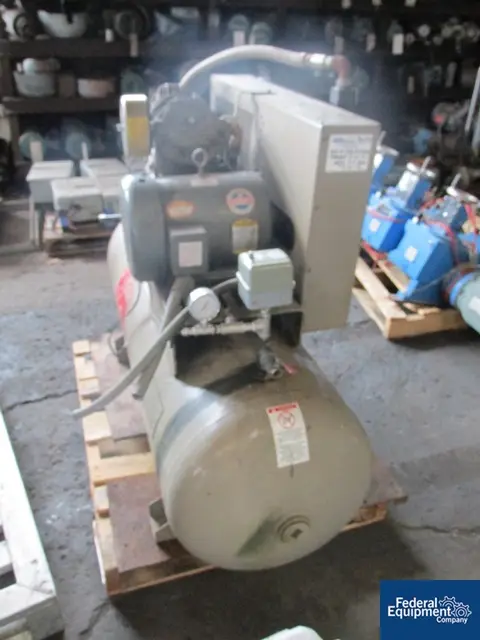 7.5 HP CompAir #TA5218H37, Air Compressor, liquid cooled w/ radiator, carbon steel tank, 460 V., 3 phase, 1996 - Image 4