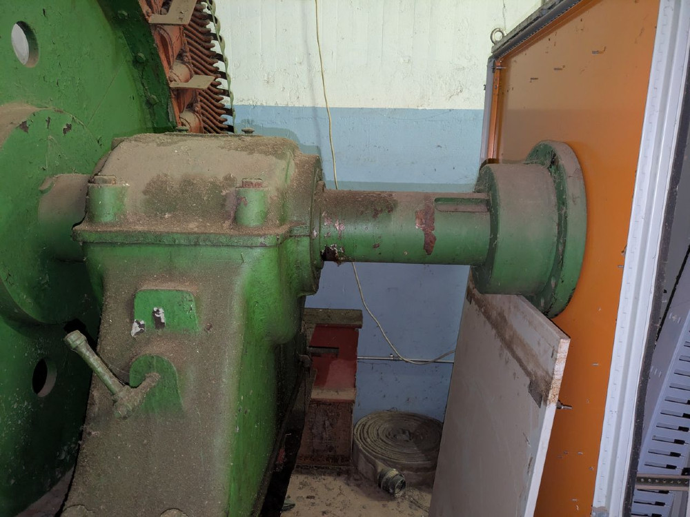 1000 HP 240 RPM Westinghouse synchronous motor 2300 Volts - Image 6