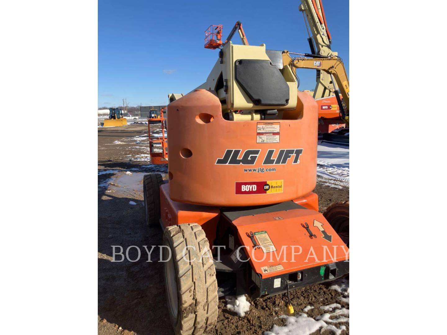 Jlg Industries, Inc. 450AJ JLG, Articulated Boom Lift, 13152 hours, S/N: 0300149198, 2006 - Image 2