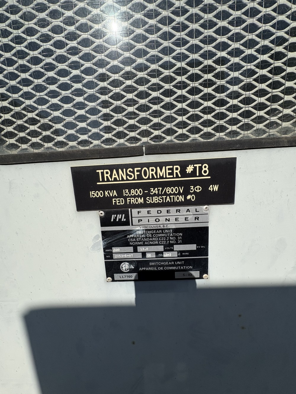 Federal Pioneer #2853-8-87, 600 amps, 13800 Volts, 60 Hz - Image 2