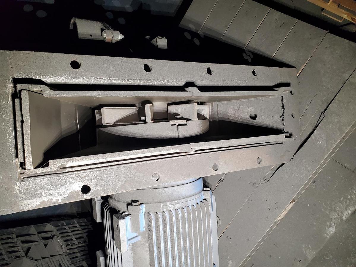 Pangborn #ES1881, monorail style spinner hanger, (2) 25 HP wheels, 55" dia x 60" H capacity, 1994 - Image 5