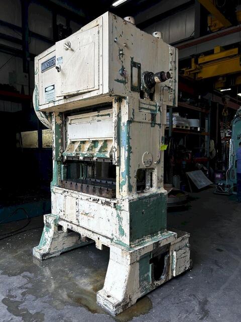 45 Ton, Minster #P2-45-42, straight side double crank, 2.5" stroke, 15" Shut Height, 400 SPM, 25" x42"bed - Image 2