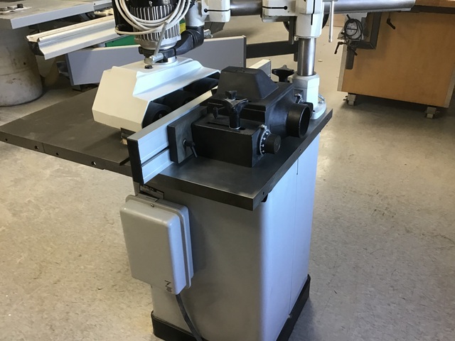 Delta #43-459, Shaper, w/ Power Feeder, 5 HP, 208-230/460 V., 1.25" spindle, 7k/10k RPM, 27" x 40" table - Image 3
