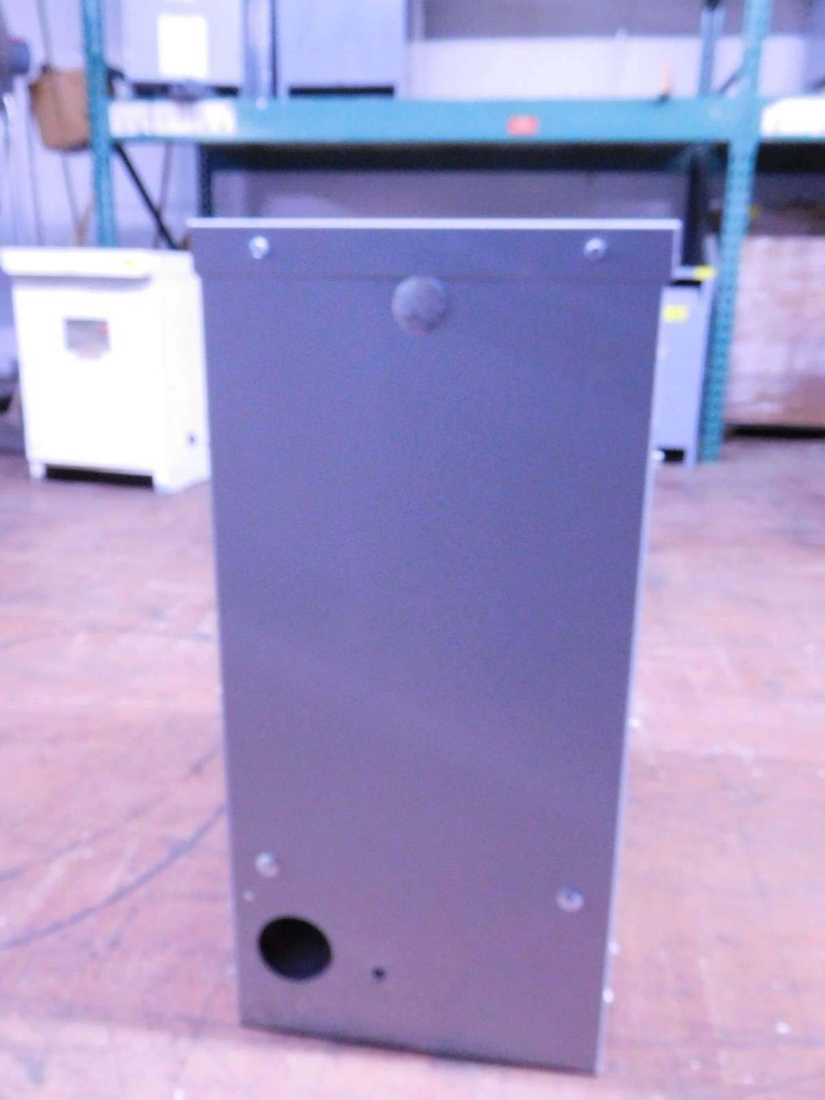 45 KVA 480 Delta Primary, 208Y/120 Secondary, Cutler-Hammer V48M28T45CU, dry type transformer, class AA - Image 6