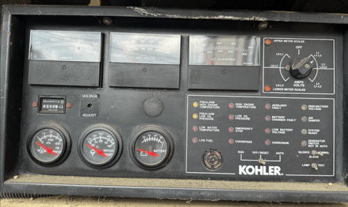 180 KW Kohler, diesel generator with day tank, sound attenuated enclosure, low hours - Image 3