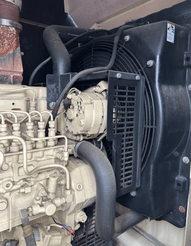 180 KW Kohler, diesel generator with day tank, sound attenuated enclosure, low hours - Image 7