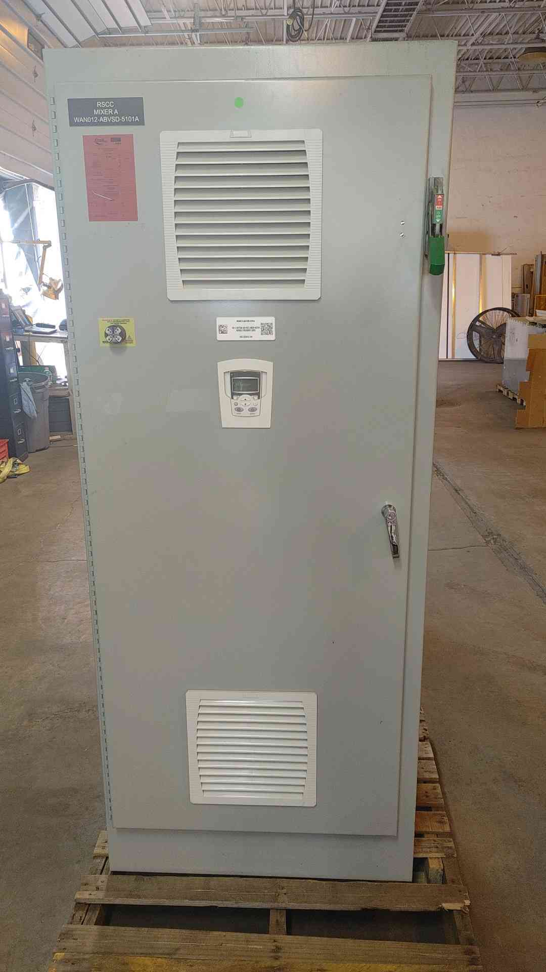 ABB, WANO12-ABVSD-5101A, Control Panel, 20HP, 480 Volts, 23 AMP, 3PH - Image 1