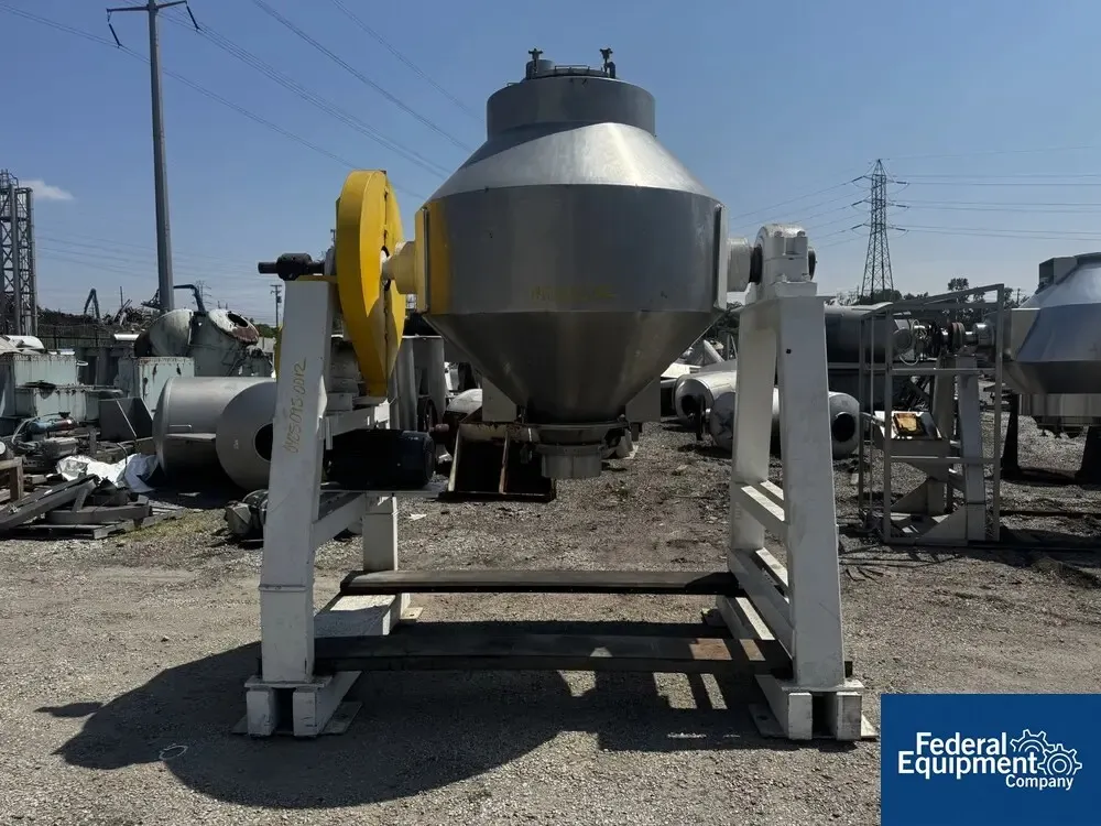 40 cu.ft. Gemco, Double Cone Blender, Stainless Steel, on stand, 20 HP, 230/460 V. motor, 1984 - Image 1