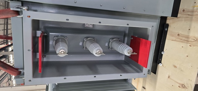 750 KVA 24940x12470 Primary, 208Y/120 Secondary, Pad mount transformers, new, 2025 (5 available) - Image 7