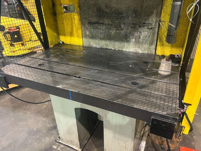 176 Ton, Accurl #HPPx160T/16T, 4-post guided ram gap frame hydraulic press, 22" stroke, 44" daylight, 39" - Image 4