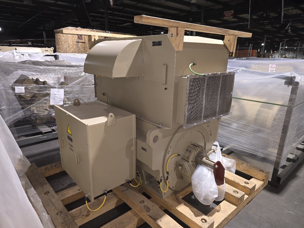 900 HP 3600 RPM General Electric, Frame 8288/09/10S, weather protected enclosure type 2, Renk sleeve, VFD - Image 4