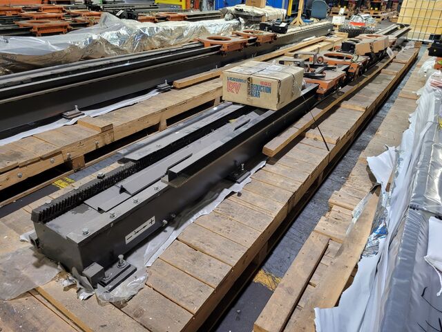 Kuka, KL 250-3, 8.5m x 2 RTU with 3 dual robot carriages, new - Image 7
