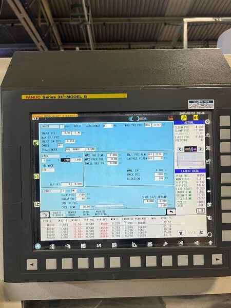 275 Ton, 14.6 oz., Milacron Fanuc #Roboshop-S2000I-275B-416G, electric injection molding machine, 2015 - Image 6