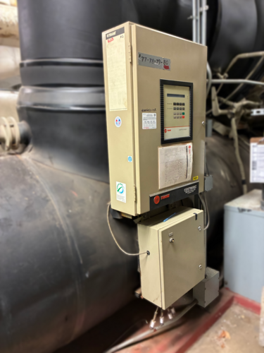 347 Ton, Trane #CVHF770, Hermetic Centrifugal Liquid Chiller, adaptive Control, 12' L, 1998 - Image 8