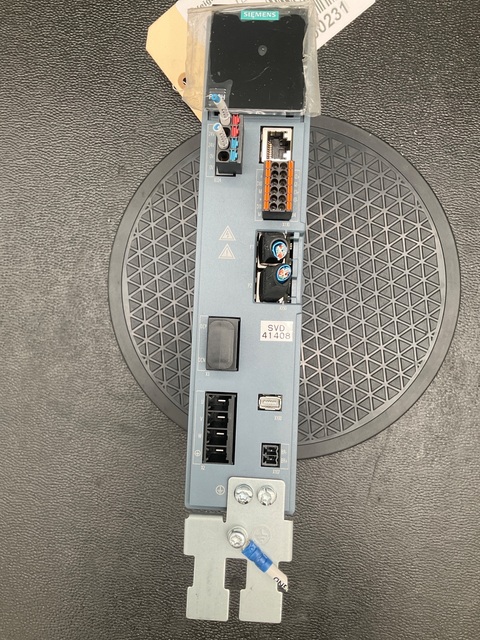 Siemens #6sl3210-5he10-8uf0 s210 servo drive 0.75kw 3ph 480v used - Image 1