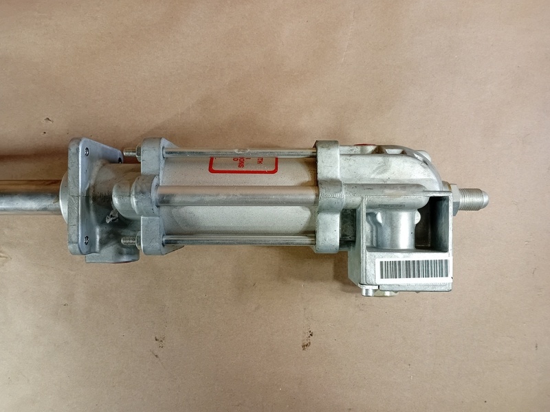 Letourneeau #R4186102, automatic lube pump assembly, new surplus - Image 4