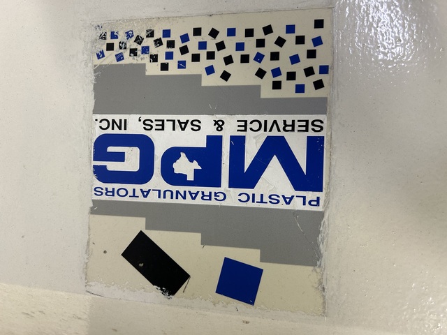 15" x 21" MPG Granulator, reconditioned - Image 7