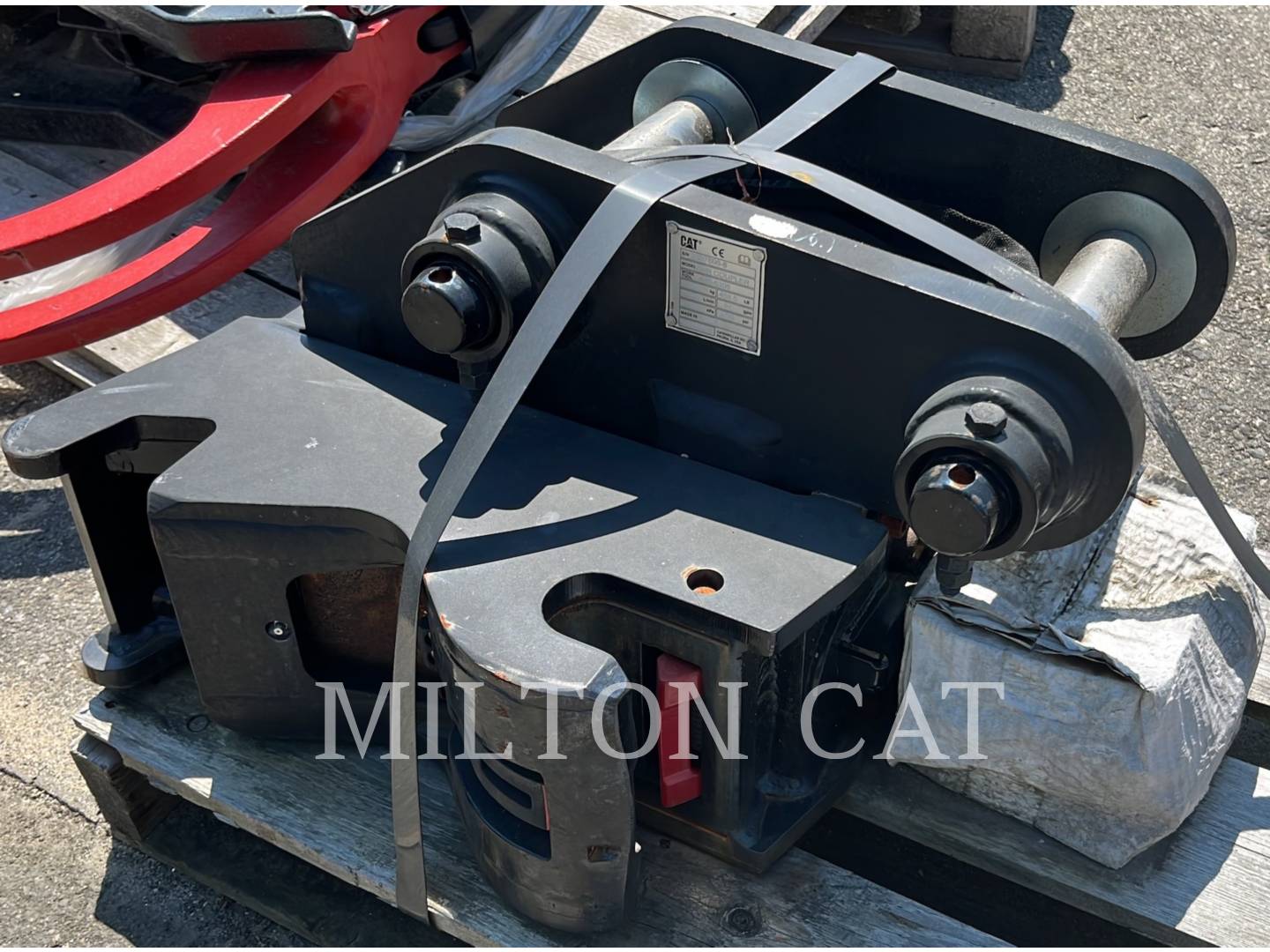 Caterpillar 307-309 HYDRAULIC TILTING PIN GRAB COUPLER, Quick Coupler, S/N: 28076068, 2022 - Image 2