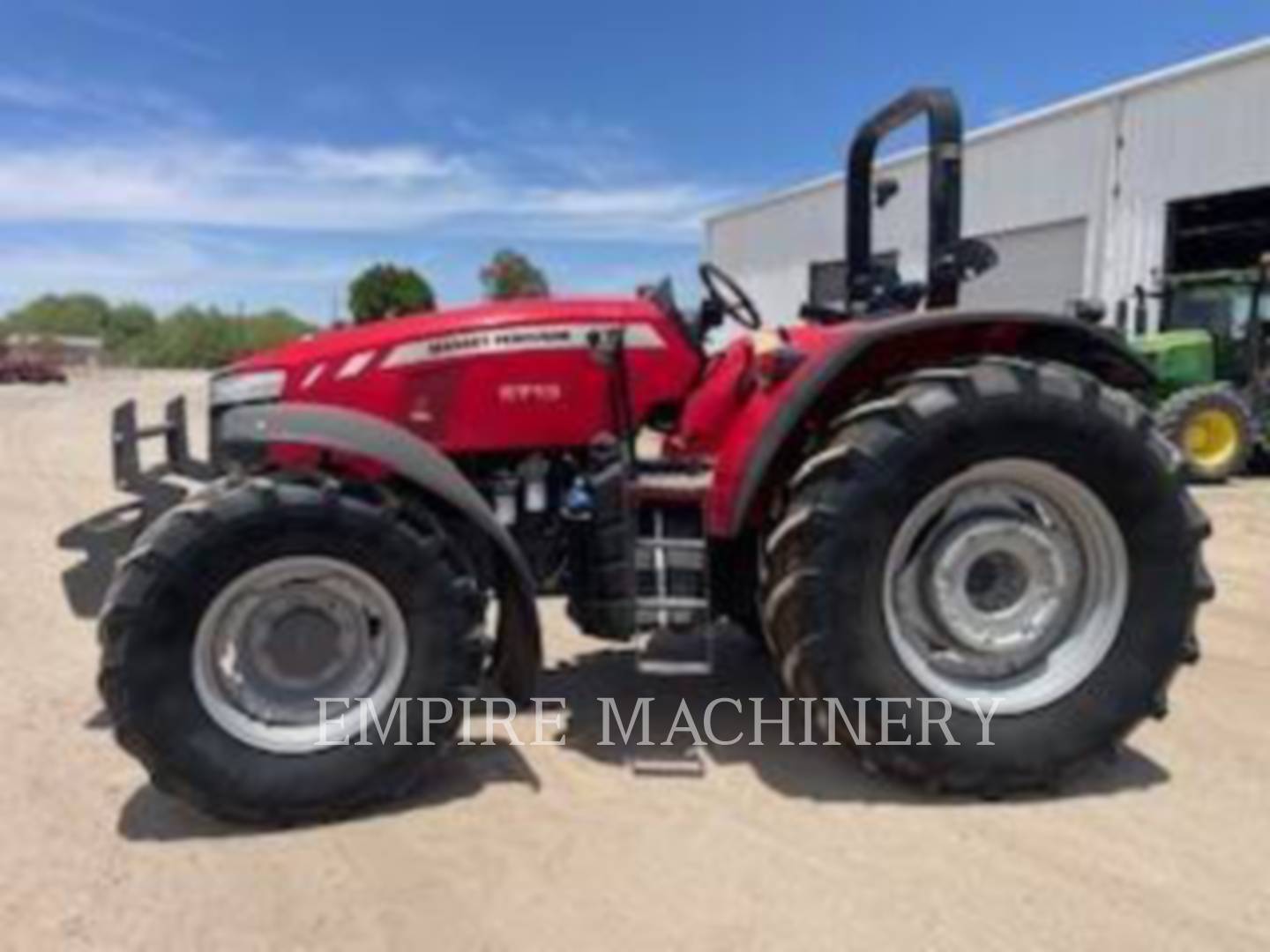Massey Ferguson MF6713 4P, Tractor, 1156 hours, S/N: AGCMC200PNC000814, 2022 - Image 1