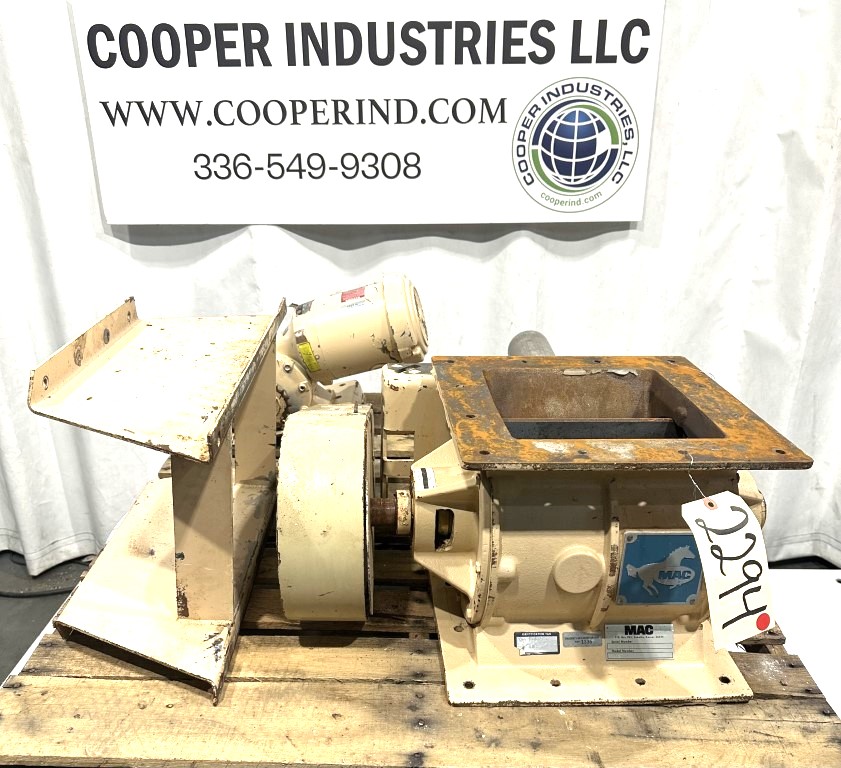10" x 10" Mac #MD40, rotary airlock, Carbon steel, fixed tip rotor, 1 HP, 1725 RPM - Image 1