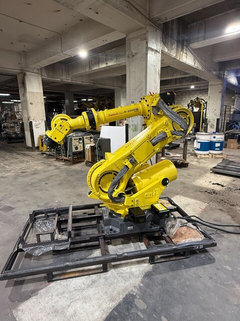 Fanuc, R-2000iB/210F, Robot with R-30iA Controller (2 available) - Image 2
