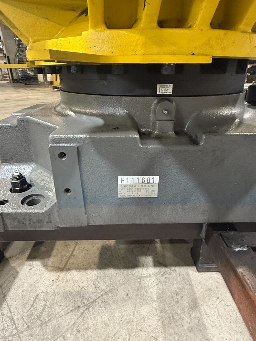Fanuc, R-2000iB/210F, Robot with R-30iA Controller (2 available) - Image 4