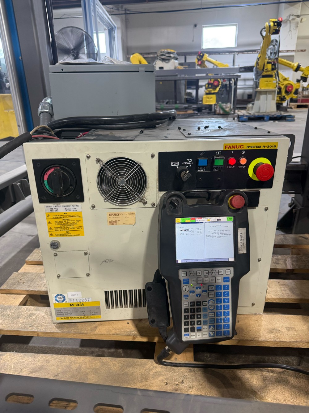 Fanuc, m- 3ia/6s, Delta Series with R-30iB controller, Robot Pick & Place Cell/Enclosure Included (4 - Image 4