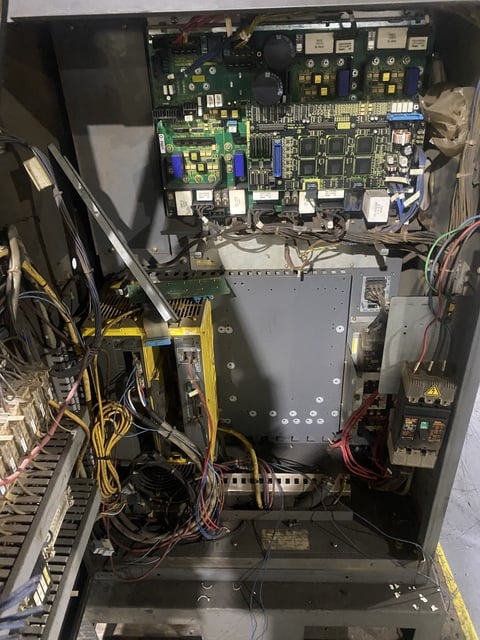 Fanuc, R-2000iA/200F, robot with RJ3iB controls, parts only - Image 10