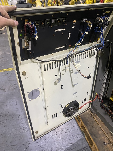 Fanuc, R-2000iA/200T, robot with RJ3iB controls, parts only - Image 7