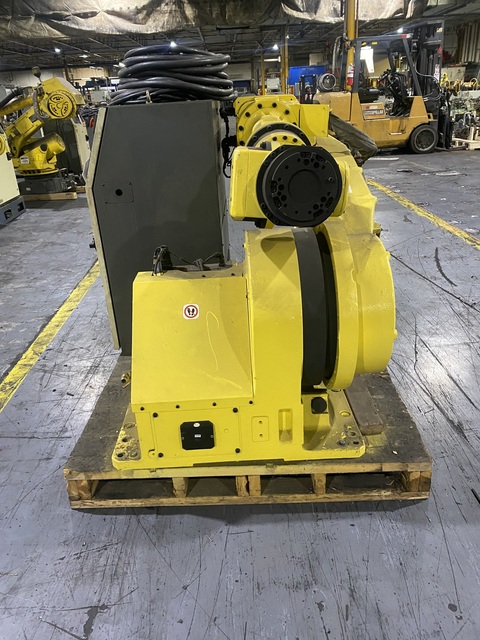Fanuc, R-2000iA/200T, robot with RJ3iB controls, as is - Image 3