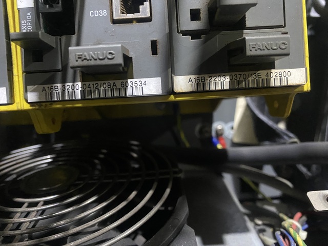 Fanuc, R-2000iA/200T, robot with RJ3iB controls, as is - Image 10