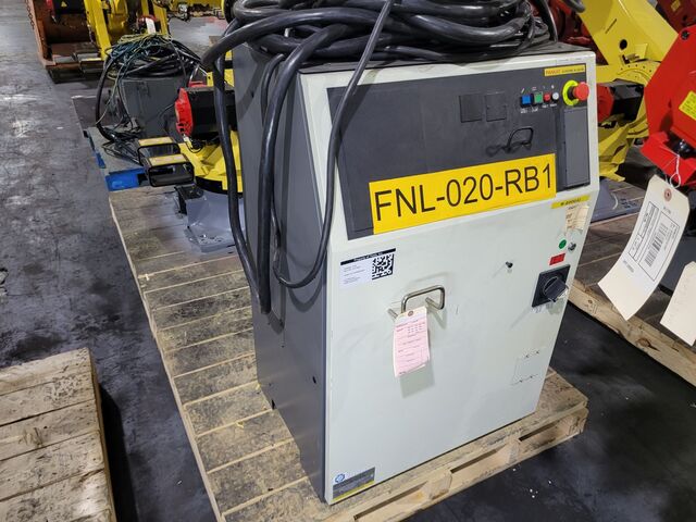 Fanuc, R-2000iC/210F, robot with R-30iB controls, missing wrist, refurbished - Image 6