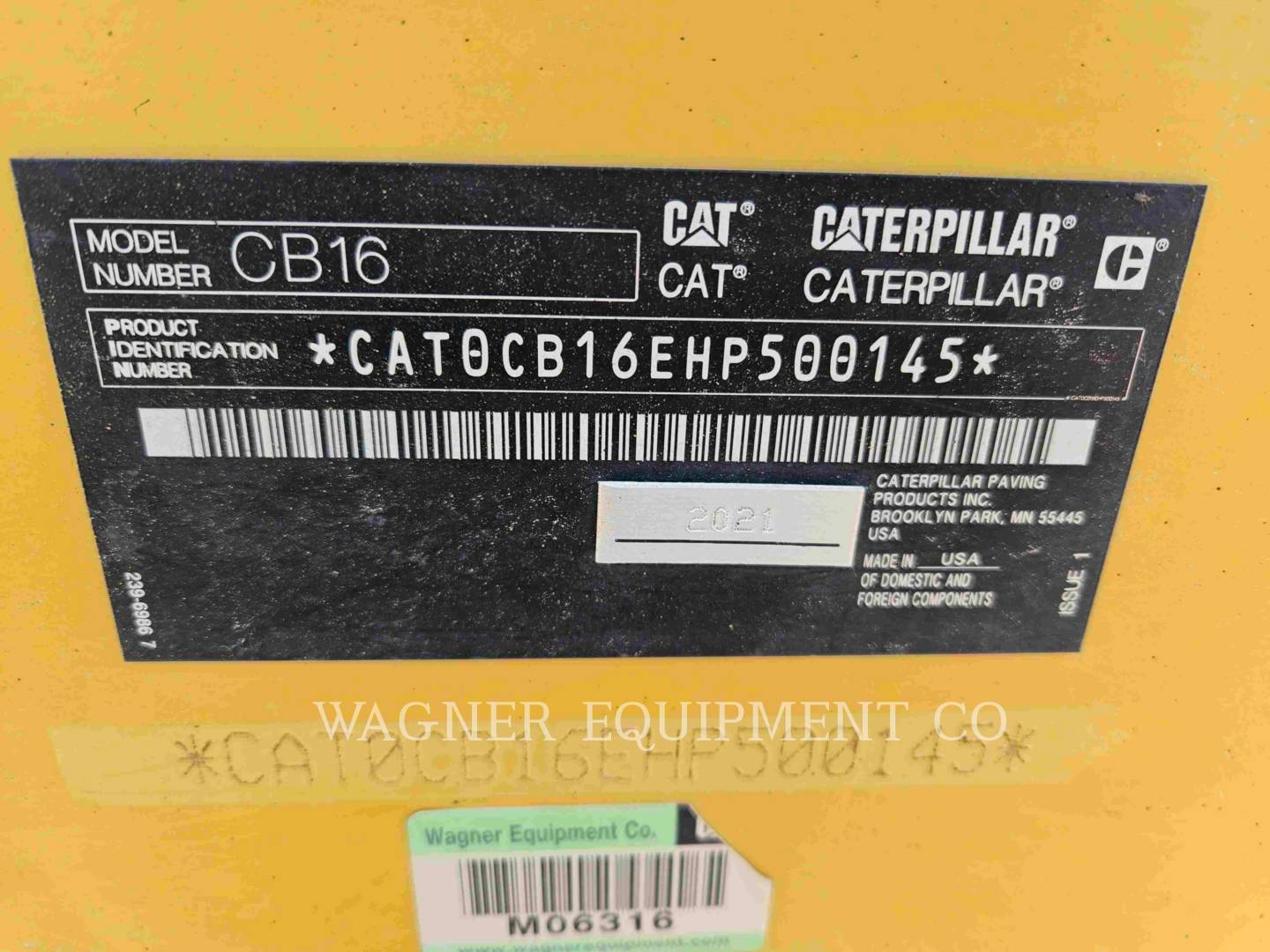 Caterpillar CB16, Asphalt Paver, 4159 hours, S/N: HP500145, 2021 - Image 6