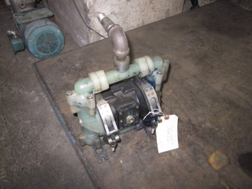1/2" Sandpiper #OEM-25, double diaphragm pump, polypropylene, serial #58048 - Image 1
