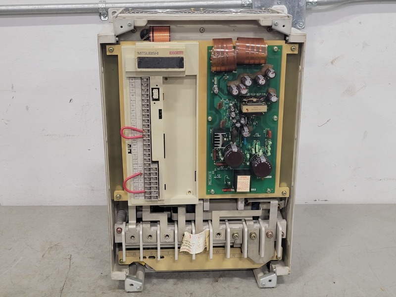 Mitsubishi #FR-A240-18.5K-U, AC drive inverter, 25 HP, 66.9 amps, 460 Volts - Image 4